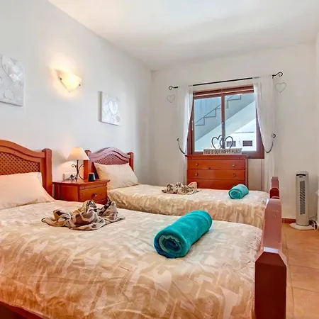 Casa Rosa * 科斯塔特吉塞